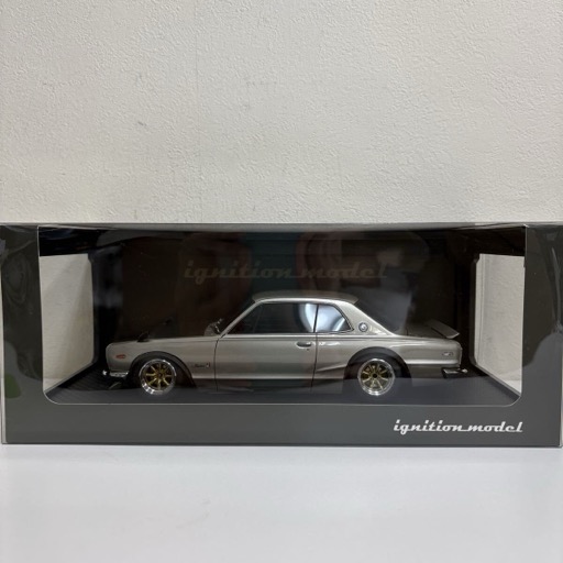 イグニッションモデル Nissan Skyline 2000 GT-R 1/18 ミニカー