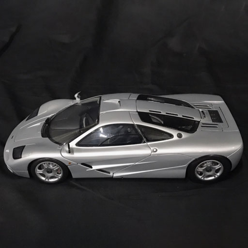 PMA 1/12 マクラーレン F1 ミニカー