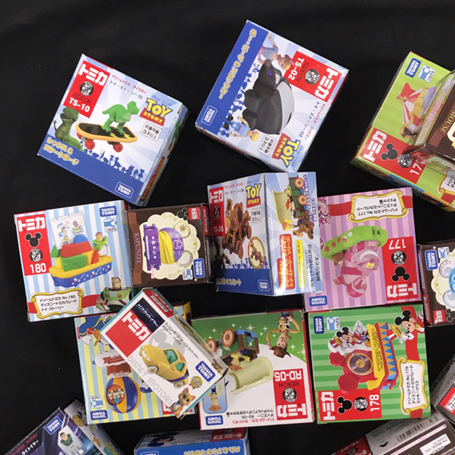 トミカ 1/81 ドリームトミカ レックス＆スケートボード スカンクカー バズ・ライトイヤー まとめて